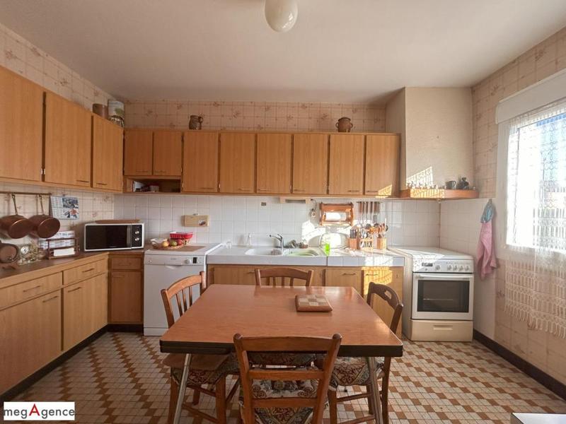 Maison traditionnelle - 102 m² - 5 pièces