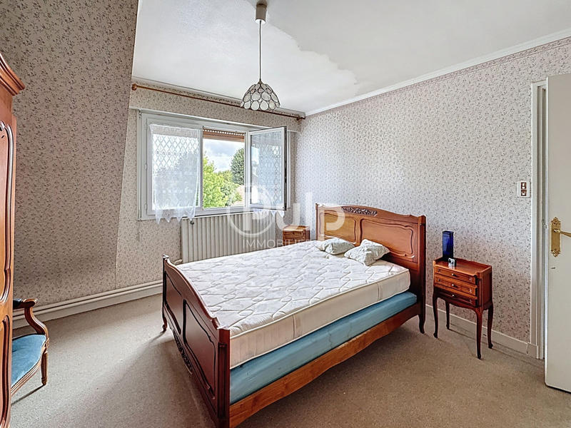 Maison - 108 m² - 8 pièces