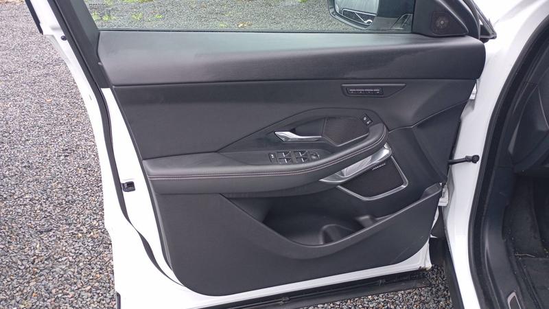 Jaguar E-Pace 2.0 d Awd 180 Bva9 R-Dynamic - Automatique