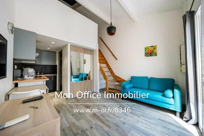 Immeuble - 96 m² - 6 pièces