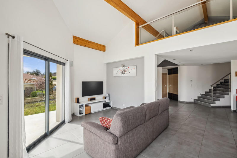 Maison - 140 m² - 6 pièces