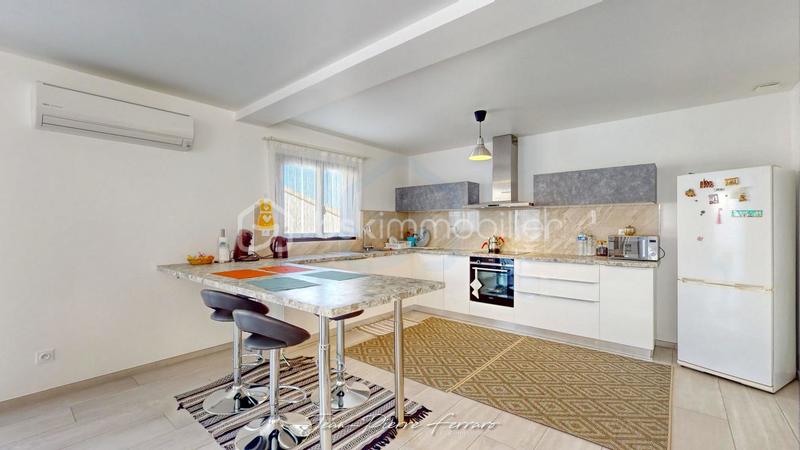 Maison - 137 m² - 4 pièces