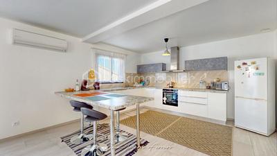 Maison - 137 m² - 4 pièces