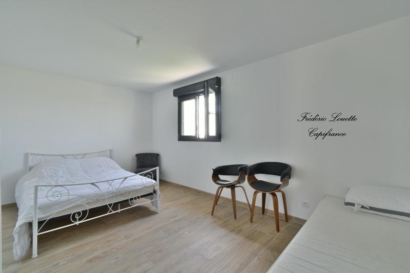 Maison - 230 m² - 7 pièces