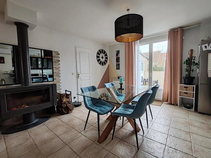 Maison - 135 m² - 6 pièces