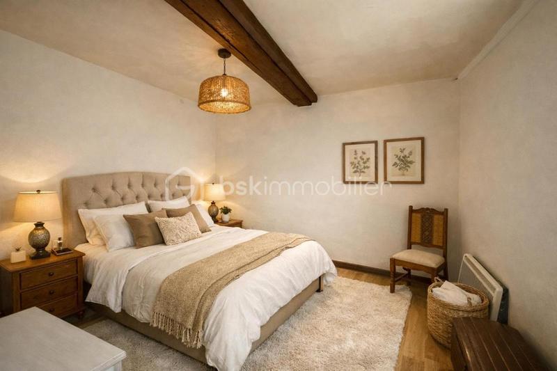 Maison ancienne - 140 m² - 3 pièces