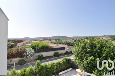 Maison - 246 m² - 5 pièces