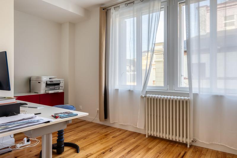 Maison - 327 m² - 10 pièces