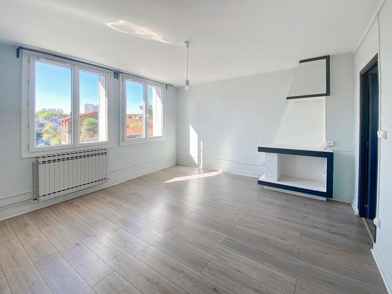 Appartement - 55 m² - 3 pièces