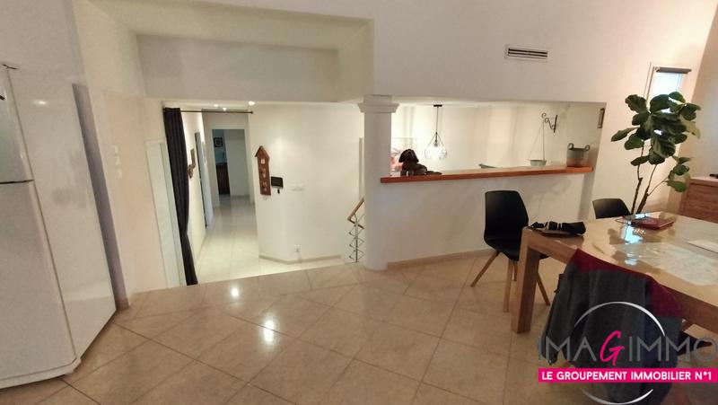 Villa - 183 m² - 5 pièces