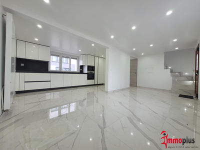 Maison de village - 85 m² - 4 pièces