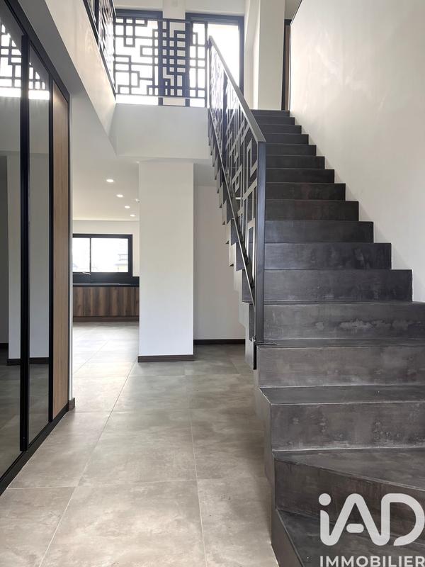 Maison - 172 m² - 6 pièces