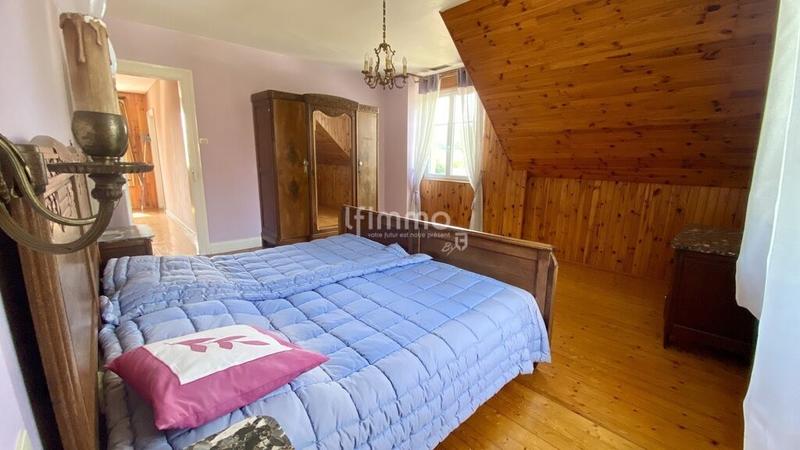 Demeure - 149 m² - 7 pièces