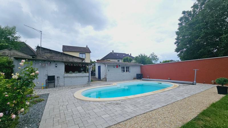 Maison - 145 m² - 7 pièces