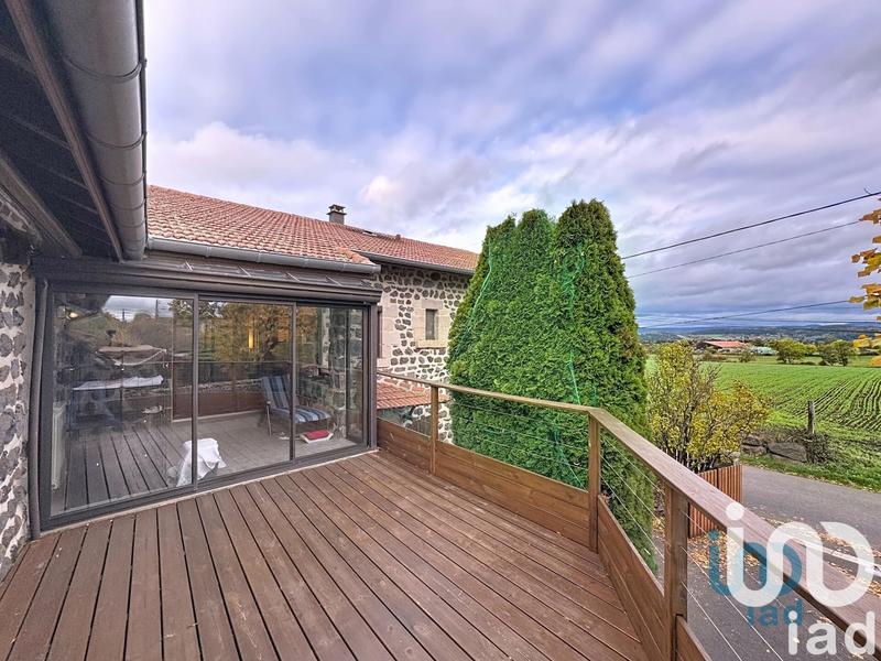 Maison - 210 m² - 7 pièces