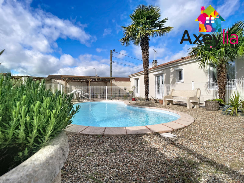 Maison - 90 m² - 5 pièces