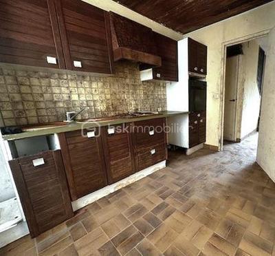 Maison - 85 m² - 5 pièces