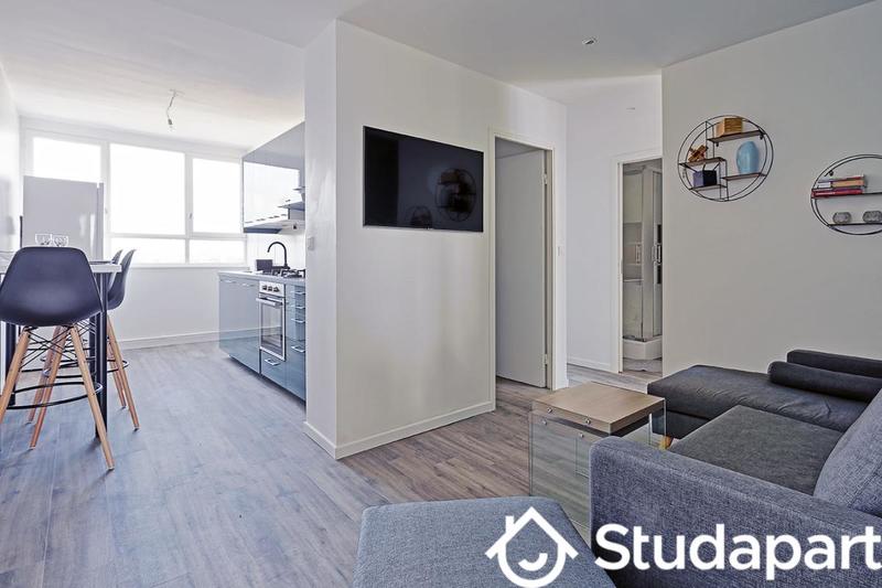 Chambre - 11 m² - 1 pièce