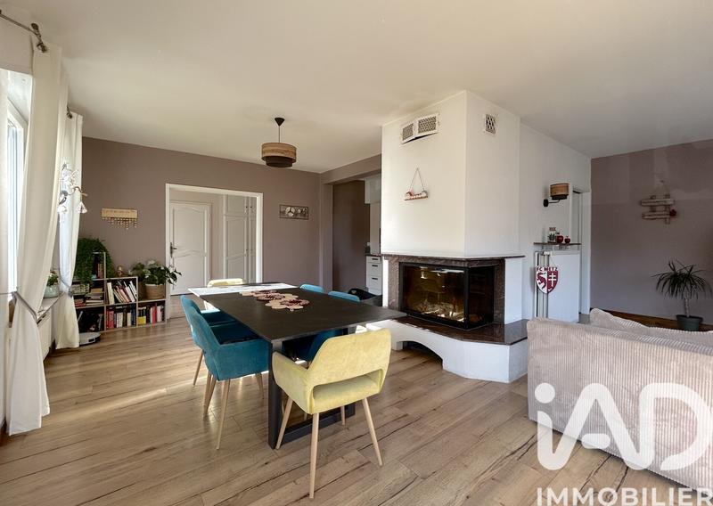 Maison - 180 m² - 7 pièces