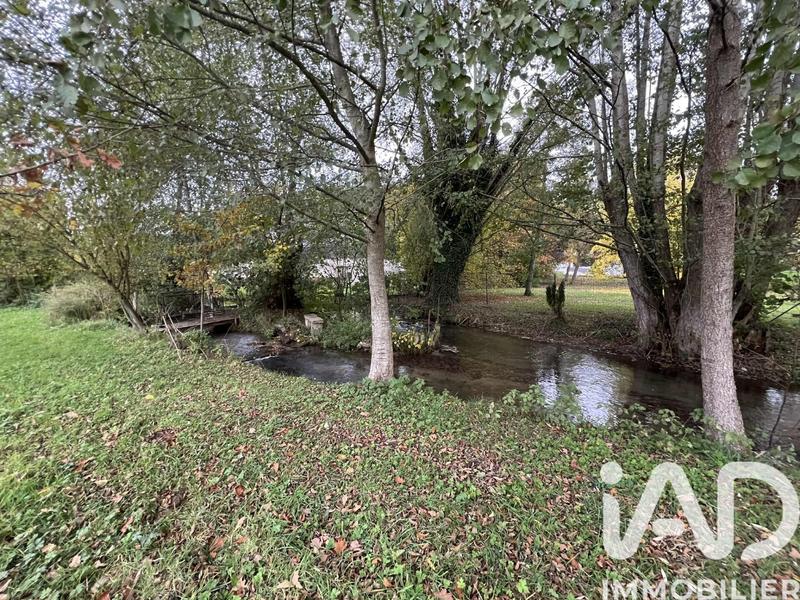 Maison - 198 m² - 8 pièces