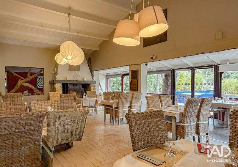 Local commercial - 240 m²