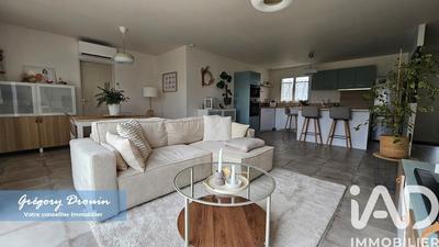 Maison - 97 m² - 4 pièces