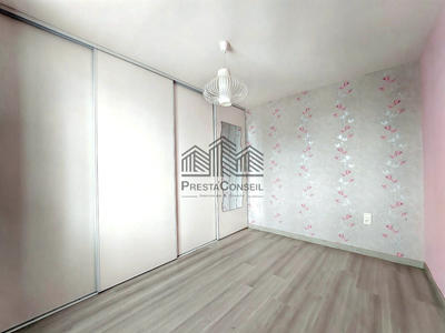 Maison - 198 m² - 7 pièces