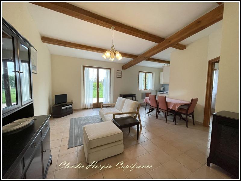 Maison - 255 m² - 9 pièces