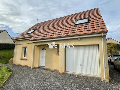 Maison - 104 m² - 4 pièces