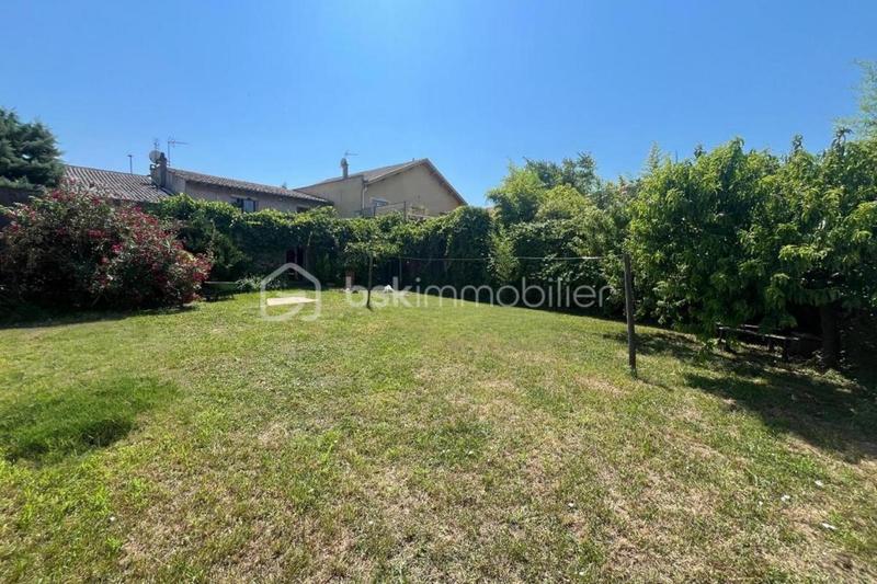 Propriété - 170 m² - 6 pièces