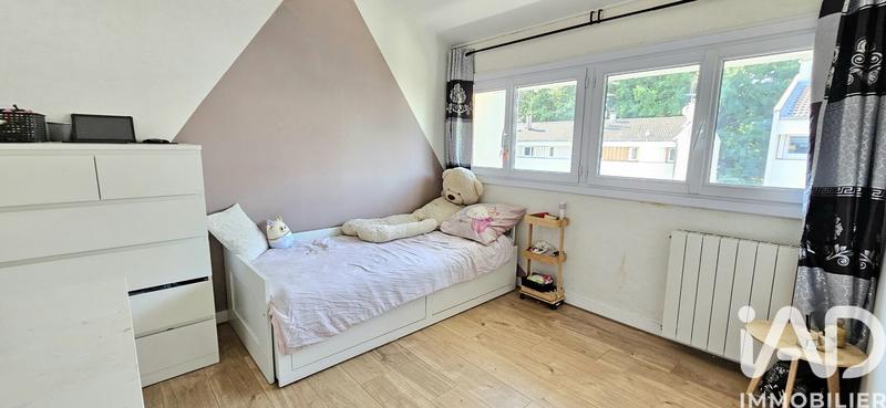 Maison - 91 m² - 5 pièces