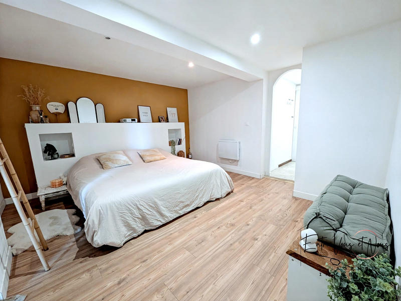 Maison - 315 m² - 10 pièces