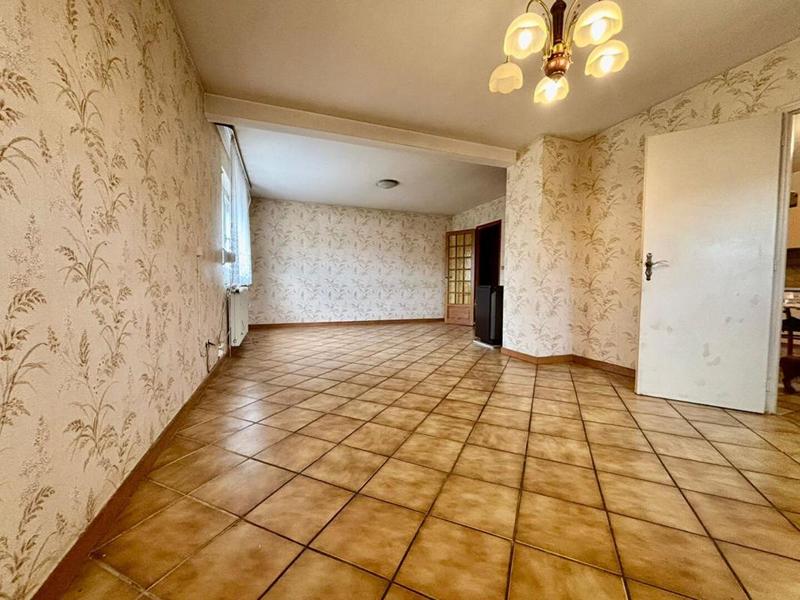 Maison - 93 m² - 4 pièces