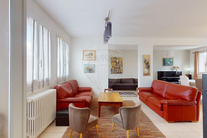 Maison - 175 m² - 7 pièces