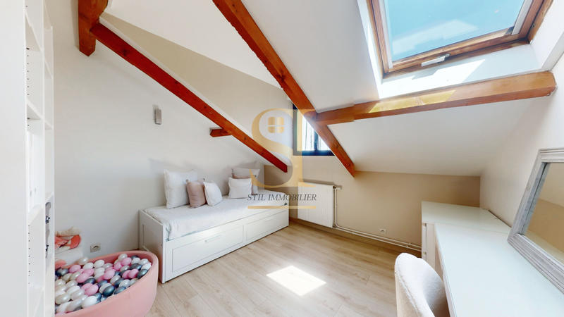 Maison - 108 m² - 7 pièces