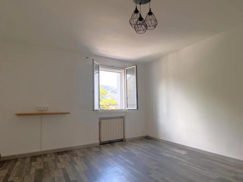 Maison de ville - 142 m² - 8 pièces