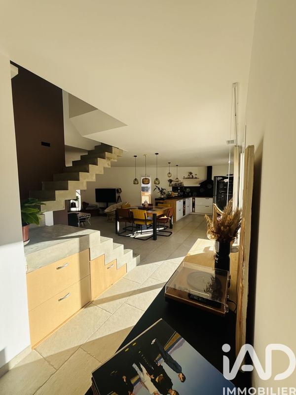 Maison - 107 m² - 5 pièces