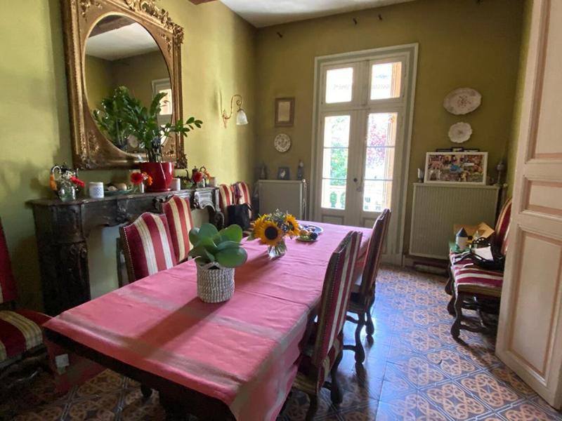 Maison - 204 m² - 10 pièces