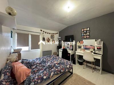 Appartement ancien - 92 m² - 3 pièces