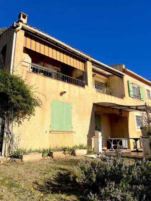 Villa - 162 m² - 8 pièces