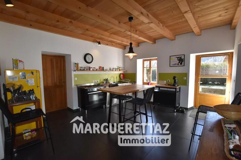 Ferme - 220 m² - 5 pièces