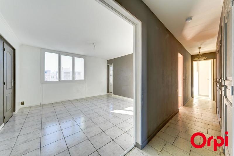 Appartement - 80 m² - 4 pièces