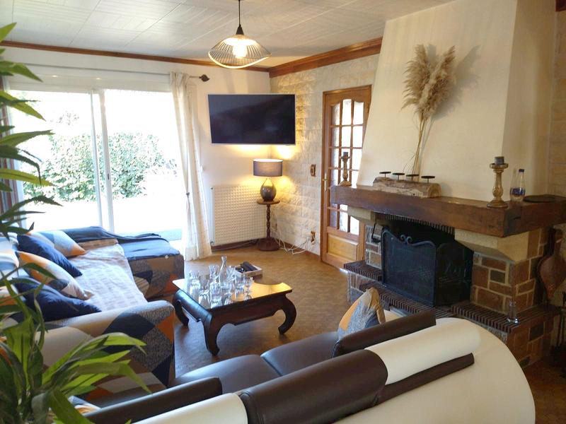 Maison traditionnelle - 99 m² - 4 pièces