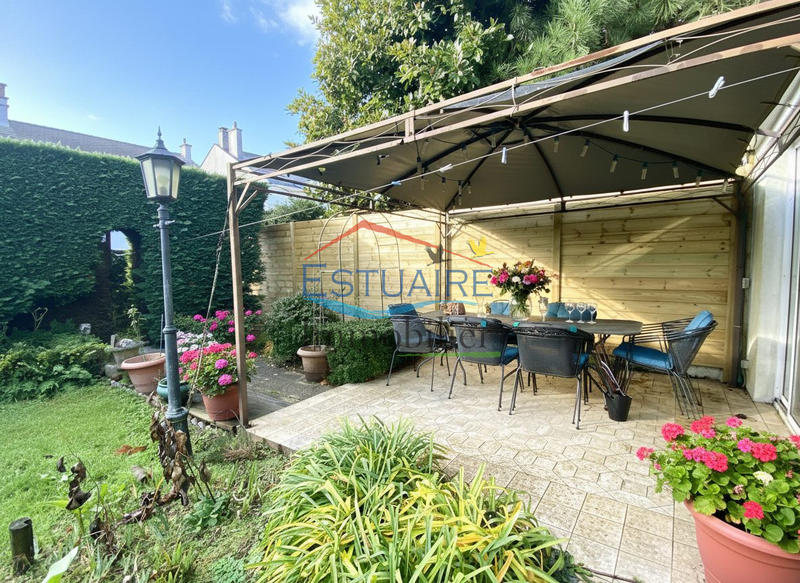 Maison - 190 m² - 6 pièces