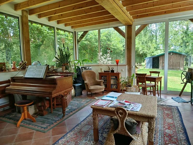 Maison - 185 m² - 9 pièces