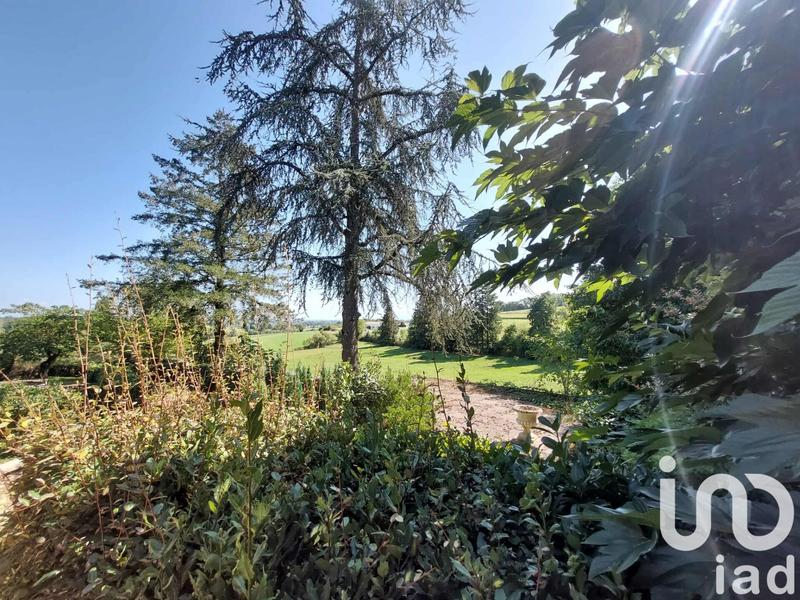 Maison - 389 m² - 10 pièces