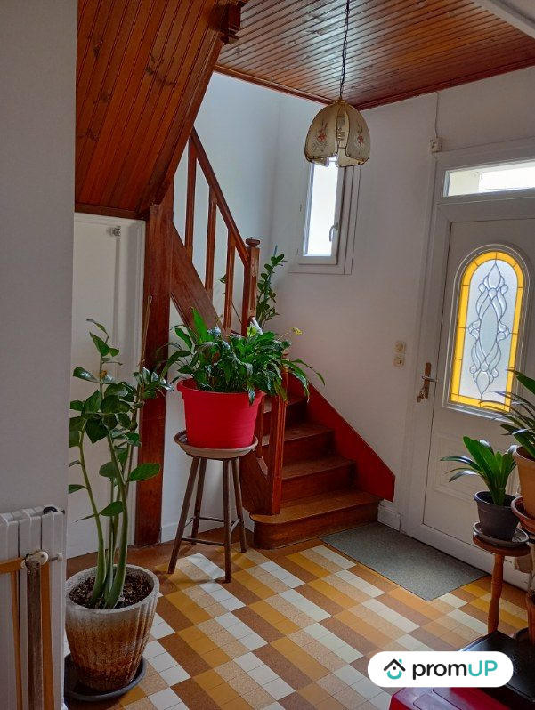 Maison - 111 m² - 5 pièces