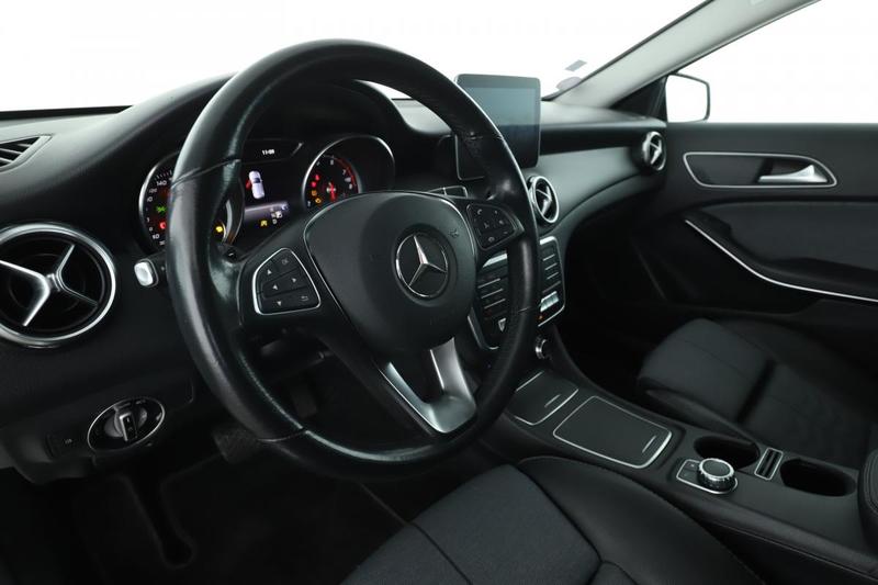 Mercedes Gla 180 Inspiration 7g-Dct 122 ch