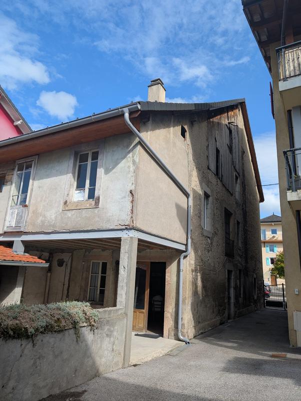 Immeuble - 319 m² - 12 pièces