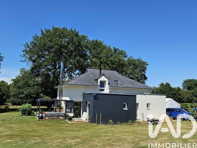 Maison - 150 m² - 8 pièces